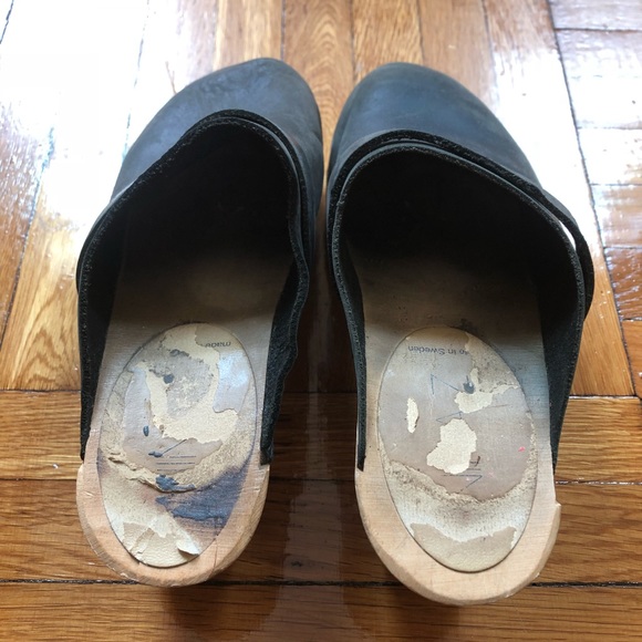 Swedish heeled leather and wood clog - Picture 7 of 8